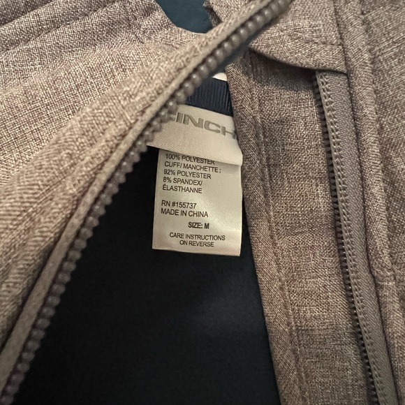 Cinch M jacket, never worn, still has tags. - Picture 2 of 2